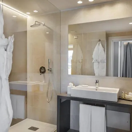 Hotel Villa Fiorita Boutique Hotel 4*