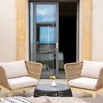 فندق Fiorita Boutique 4*
