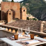 Fiorita Boutique 4*