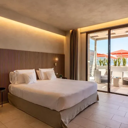 Fiorita Boutique Hotel 4*