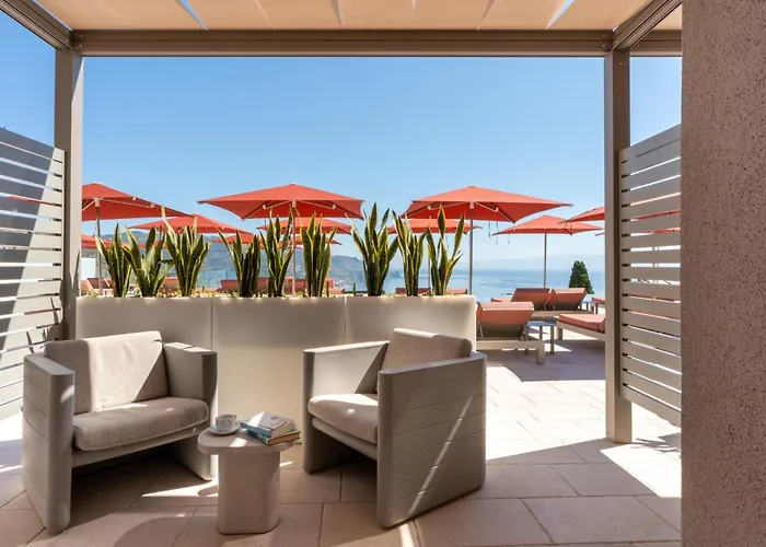 Fiorita Boutique מלון טאורמינה