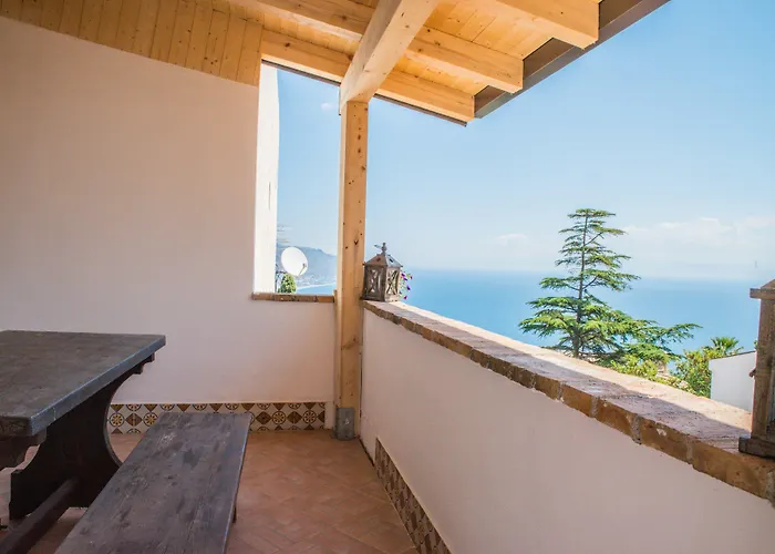 מלון Fiorita Boutique