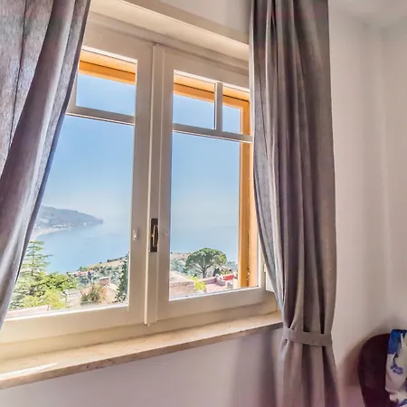 Hotel Fiorita Boutique 4*
