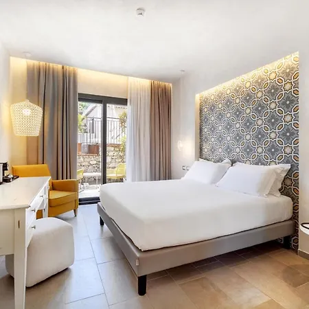Fiorita Boutique 4*