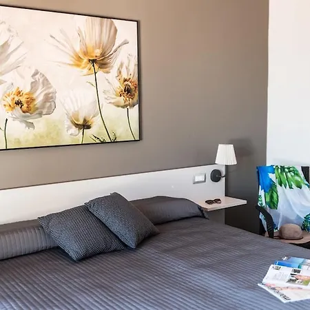 Fiorita Boutique Hotel 4*